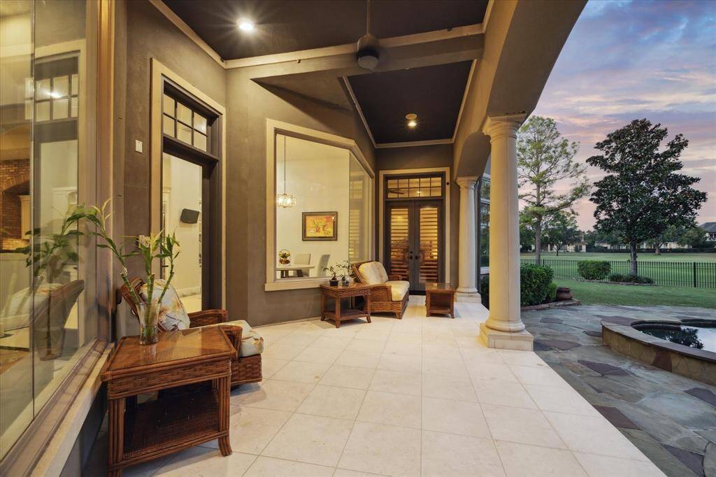 The backyard offers a wonderful space for gatherings, perfect for enjoying the serene scenery, relaxing under the shade, swimming in the pool, and creating lasting memories.