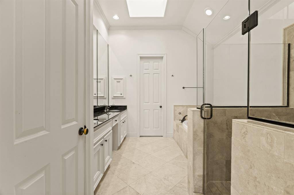 Jetted tub