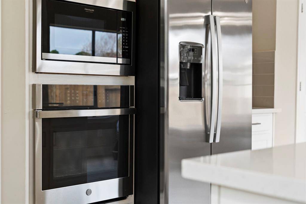 These stainless steel appliances are perfect!