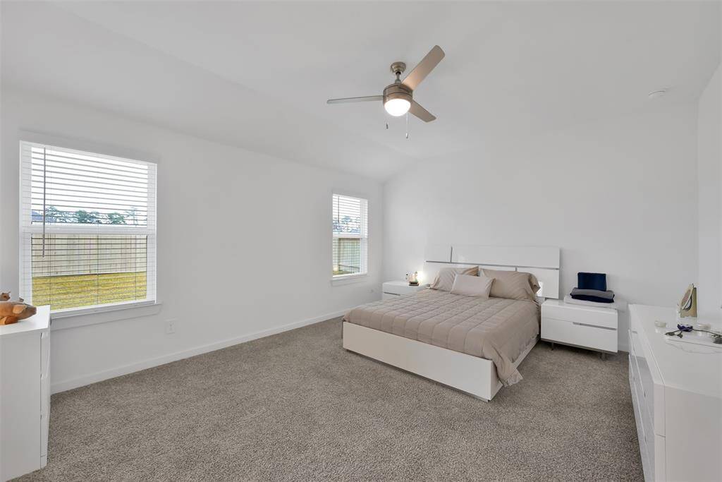 Large primary with lots of natural light