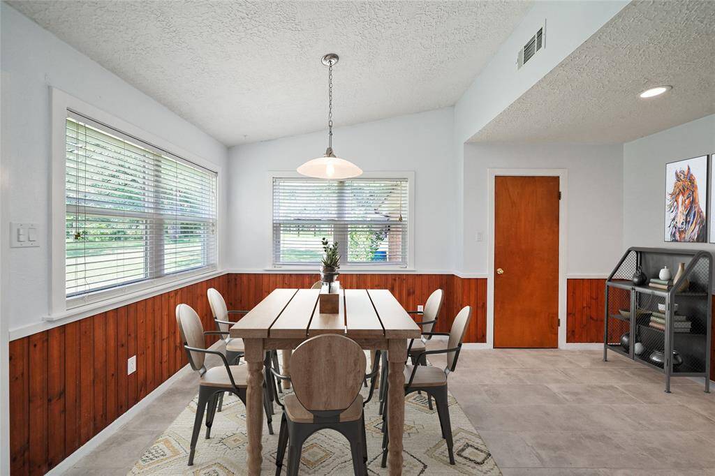 Virtually Staged Dining Area