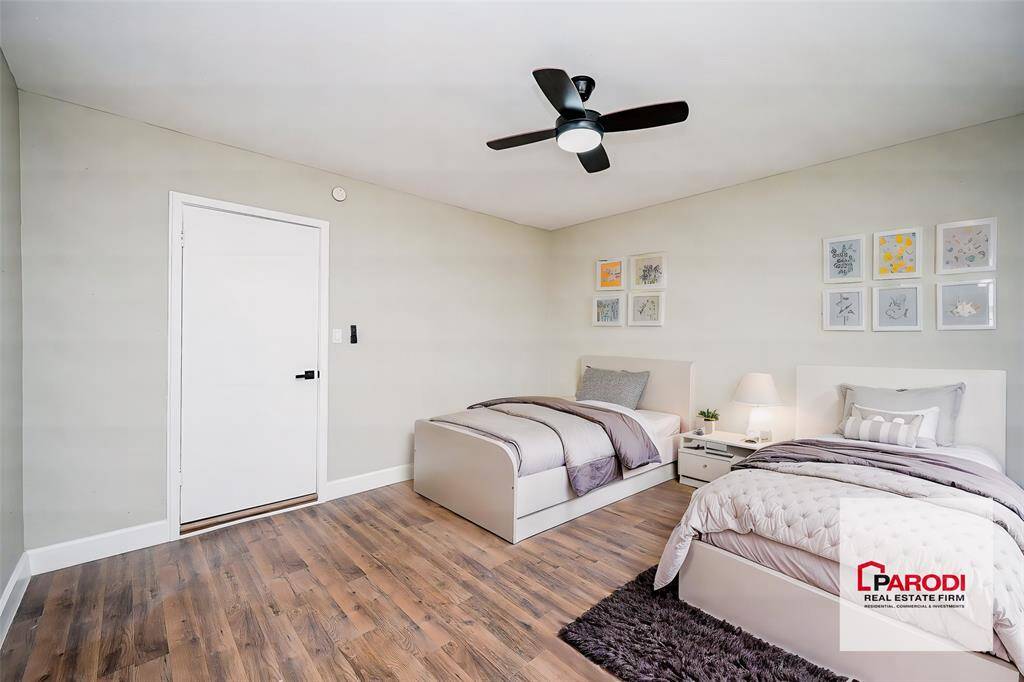 Welcome to this stunning remodeled kitchen that combines functionality with contemporary design, perfect for culinary enthusiasts and entertaining guests. All you see in here is NEW!