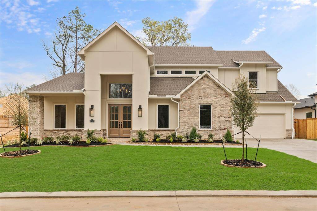 Displayed photo represents a comparable floorplan and is not of the actual property