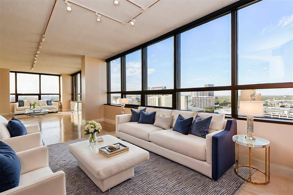 Living area with room for a crowd and multiple seating areas