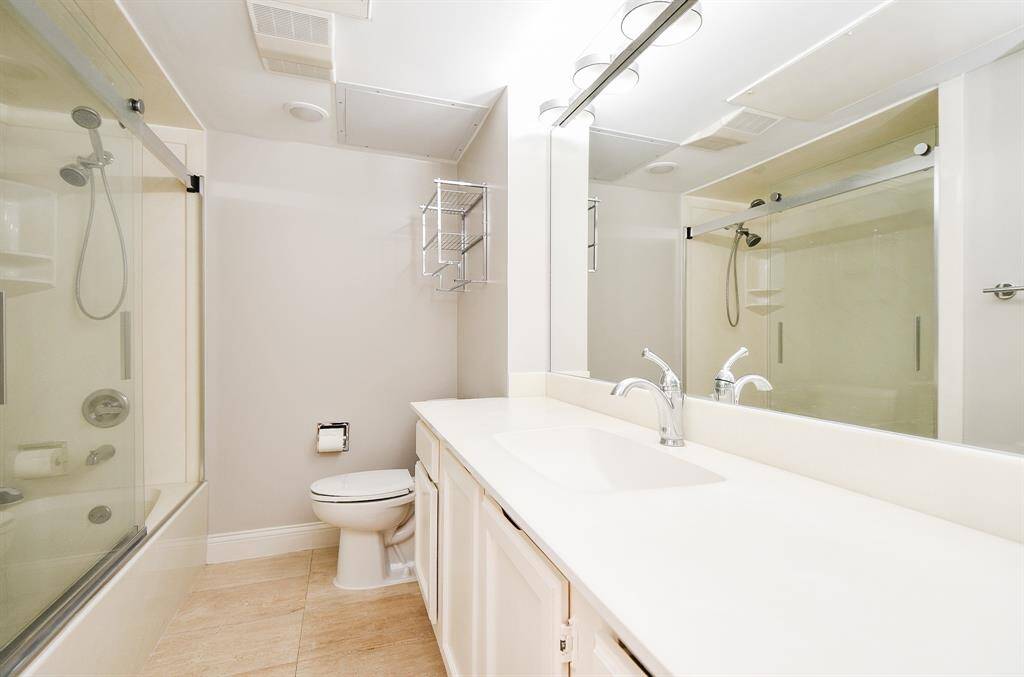 Hall bath