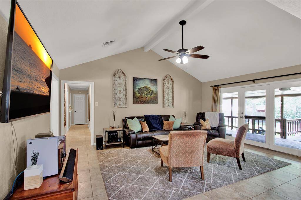 High ceilings add the feel of even more space