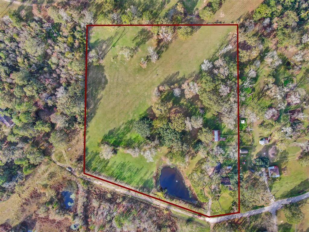 9.21 acres of endless possibilities
