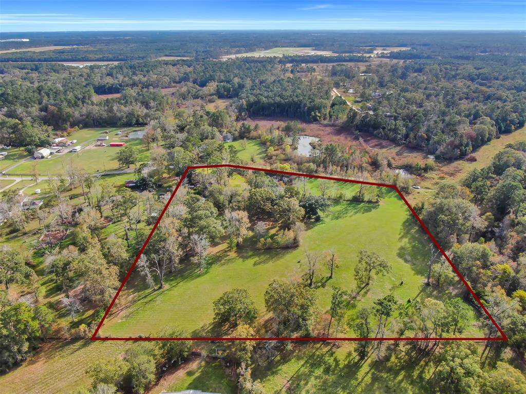 9.21 acres of endless possibilities
