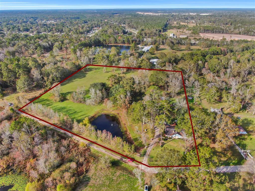 9.21 acres of endless possibilities
