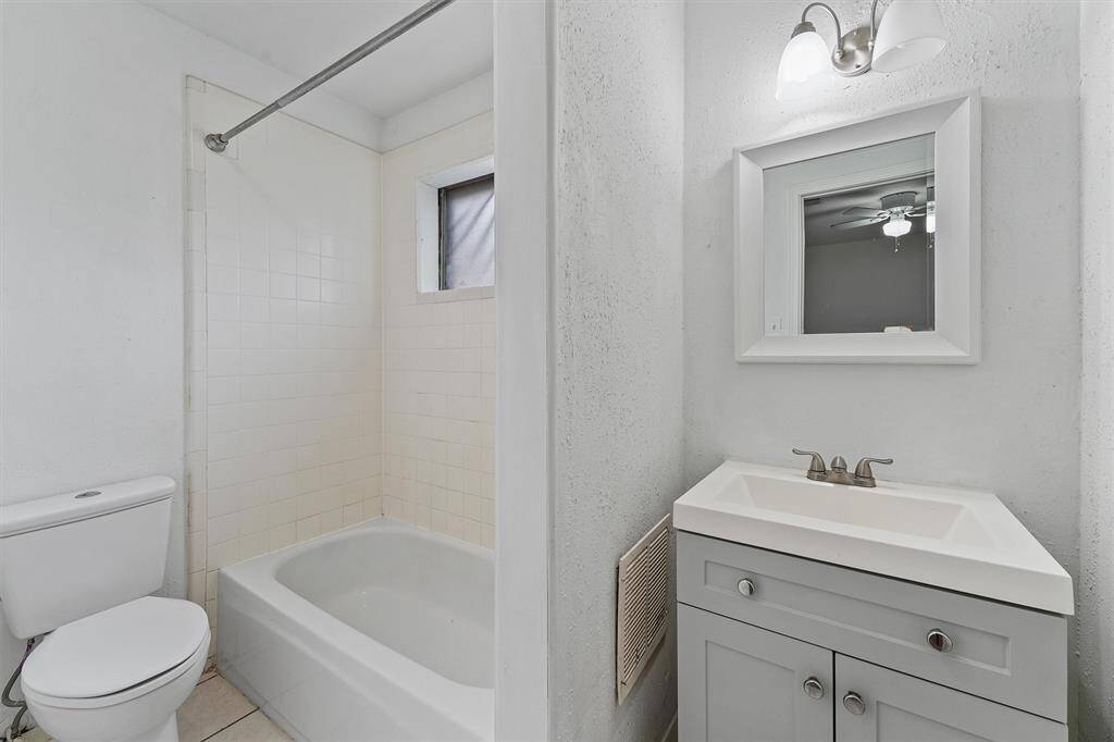 FULL BATH