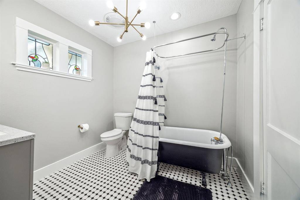 Vintage style en suite bathroom!
