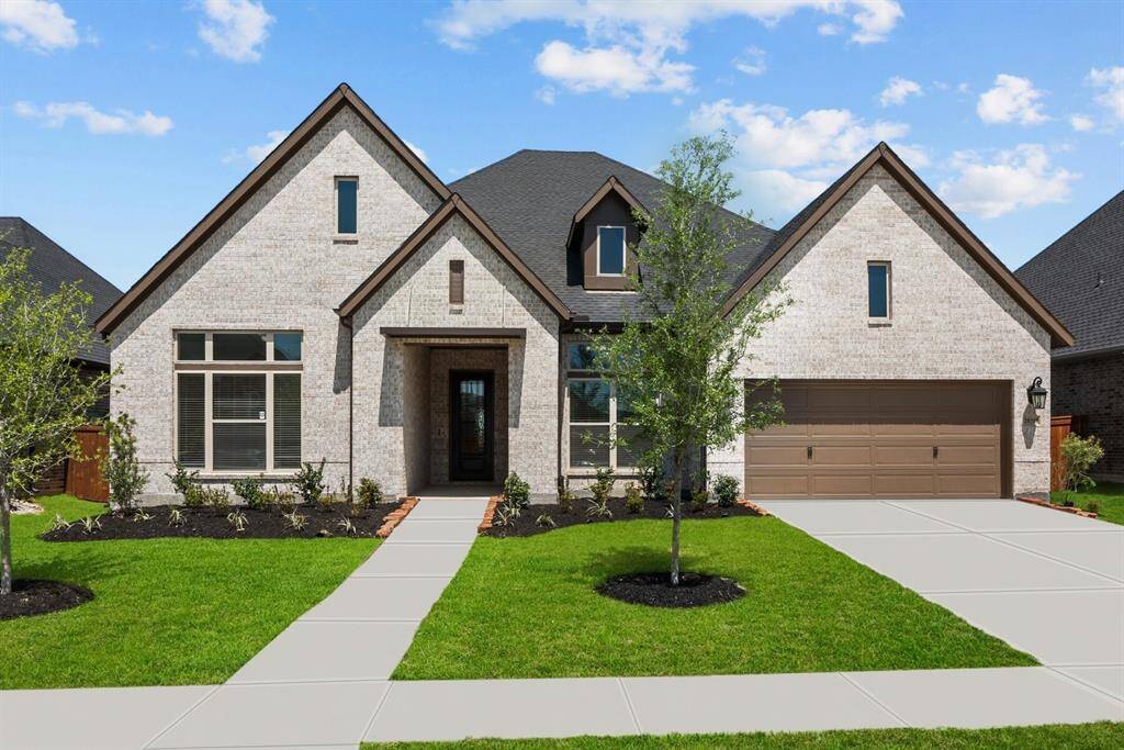 Welcome to The Lotus by David Weekley Homes. Move-In-Ready Now!