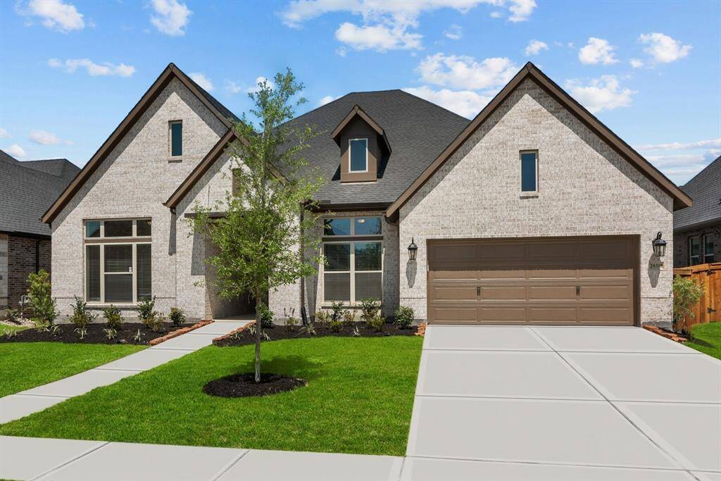 Welcome to The Lotus by David Weekley Homes. Move-In-Ready Now!