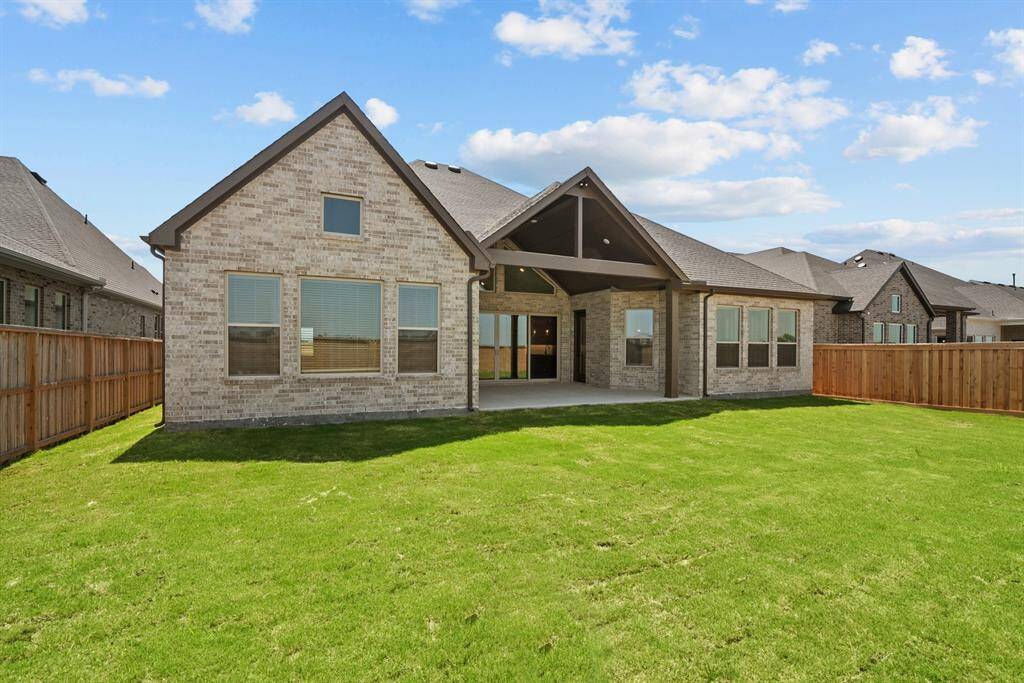 Welcome to The Lotus by David Weekley Homes. Move-In-Ready Now!