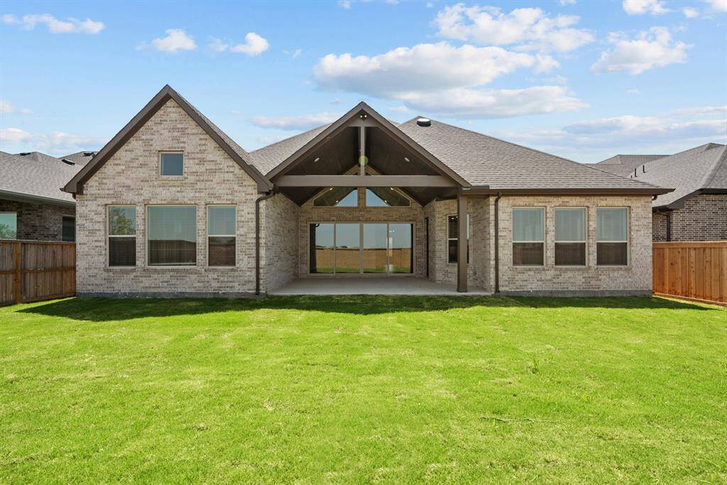 Welcome to The Lotus by David Weekley Homes. Move-In-Ready Now!