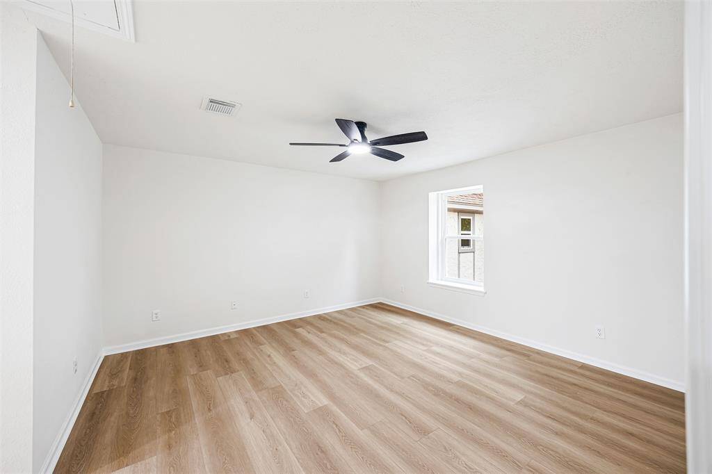 Garage apartment bedroom