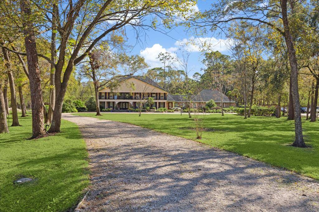 The Sellers home next door on almost 6 acres is also on the market for sale on a different listing.