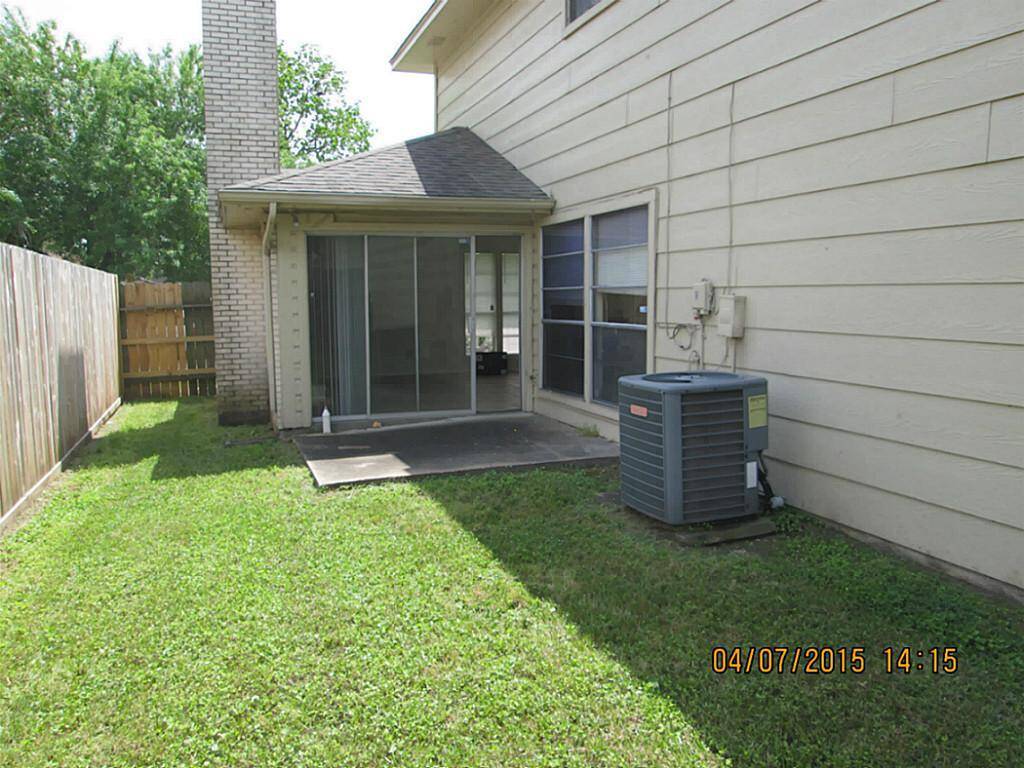Recent siding and high efficiency ac. We MOW