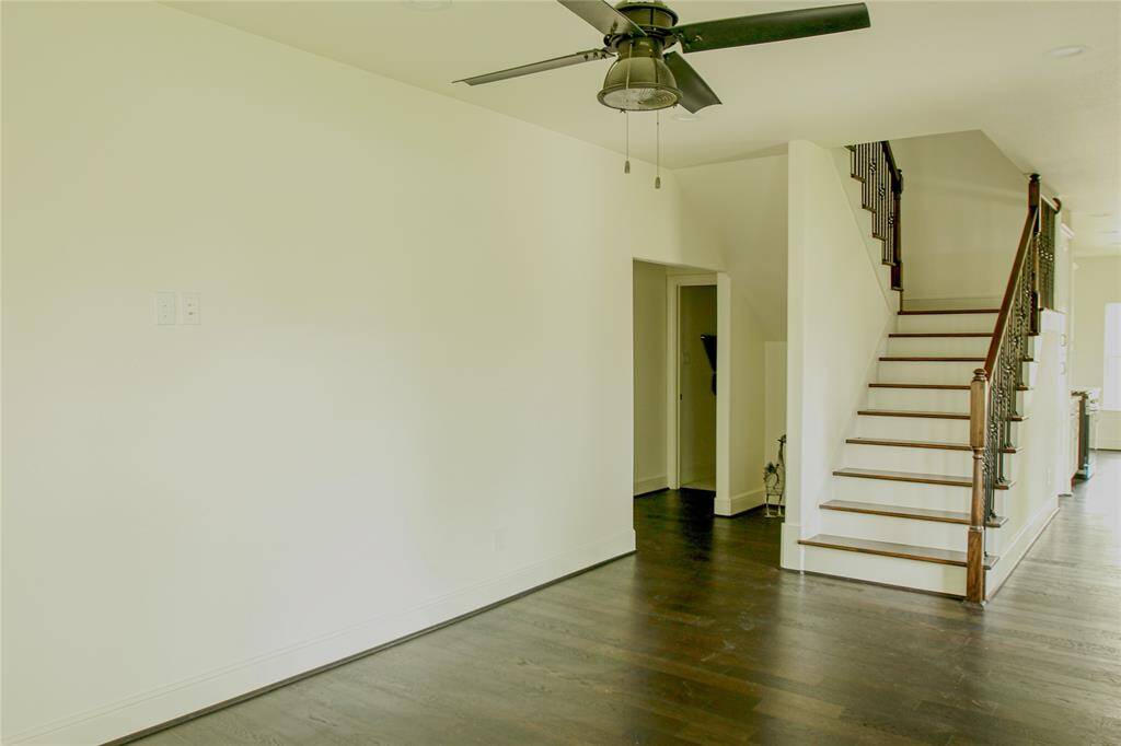 Master Bedroom Bathroom