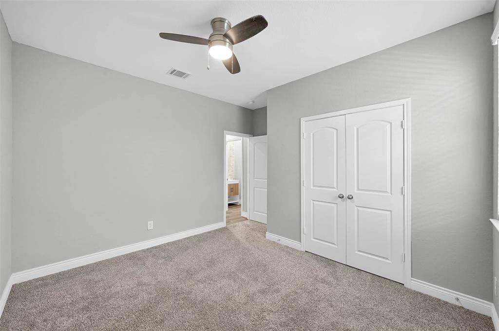 Guest Room1