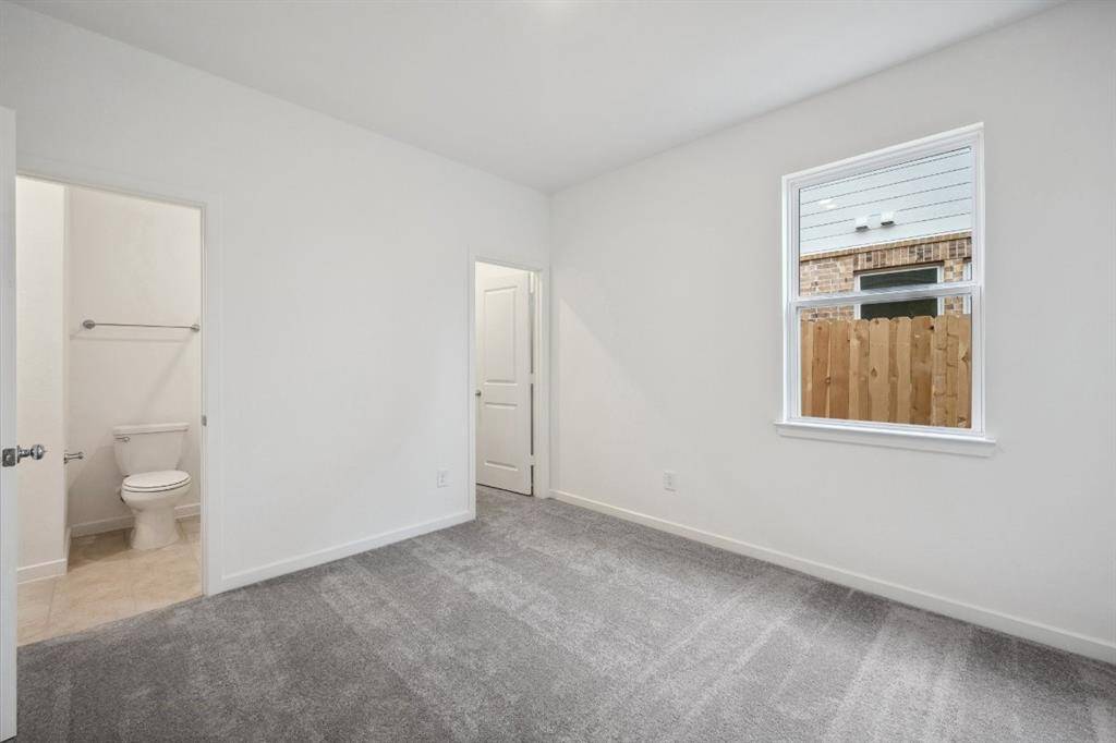 21918 Wycombe Terrace ~ Ready Now