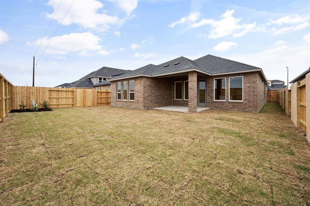 21918 Wycombe Terrace ~ Ready Now