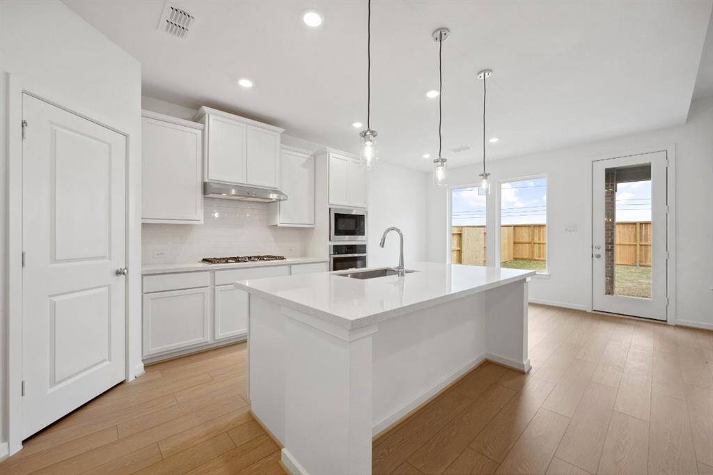 21918 Wycombe Terrace ~ Ready Now