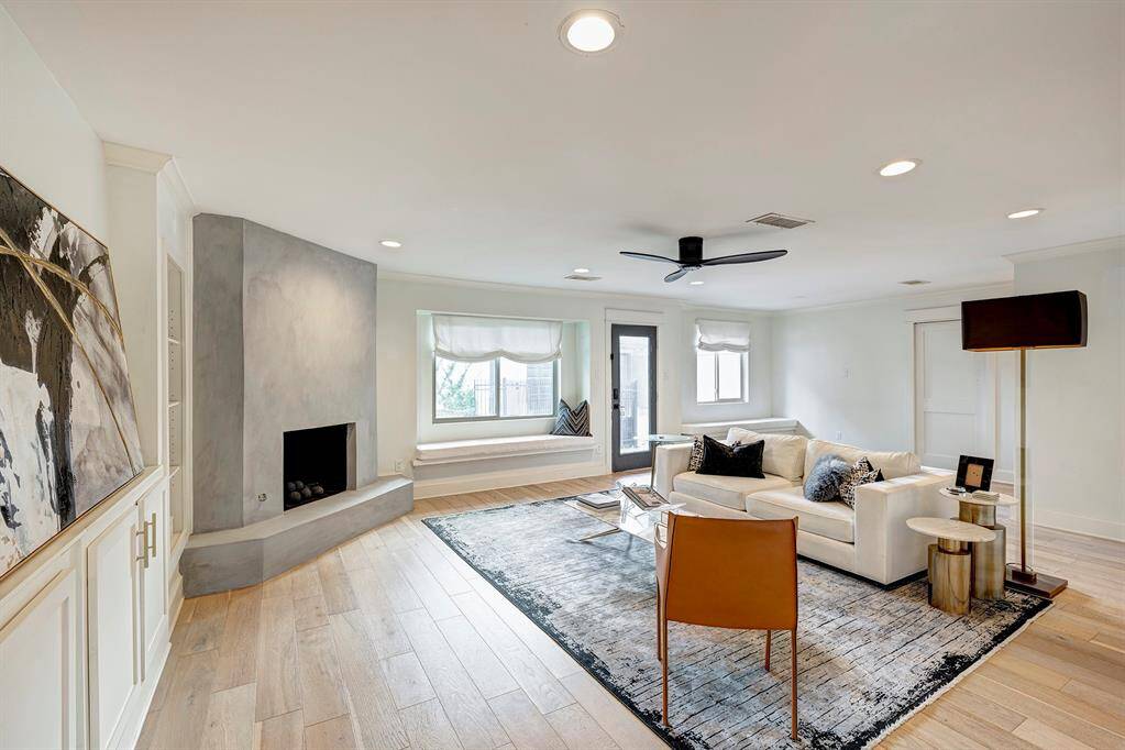 Den/Family Room open to the breakfast room and kitchen