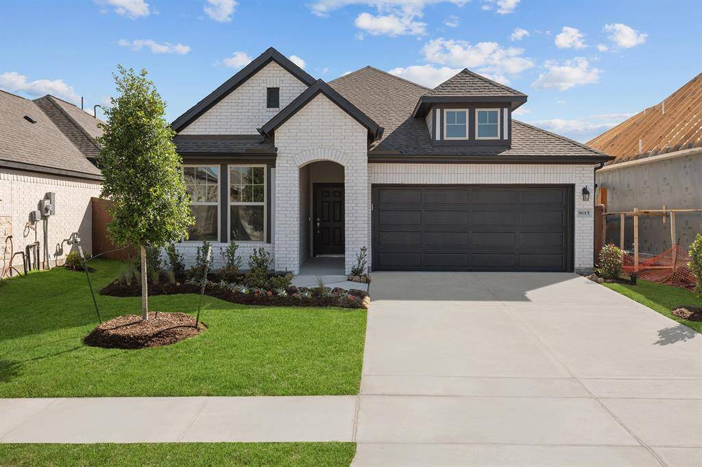 Welcome to The Penmark by David Weekley Homes. Move-In-Ready Now!