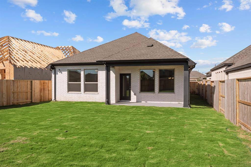Welcome to The Penmark by David Weekley Homes. Move-In-Ready Now!