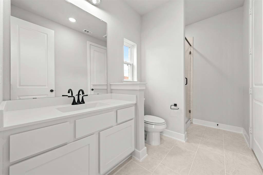 Representative photo. Home under construction. Design selections and colors may vary.