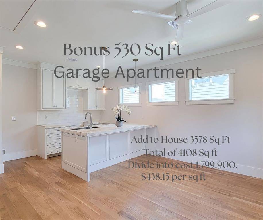 Bonus 530 Sq ft. One bedroom Garage Apartment with hardwood floors, recess lighting, quartzite counter tops and 10 ft ceilings.
