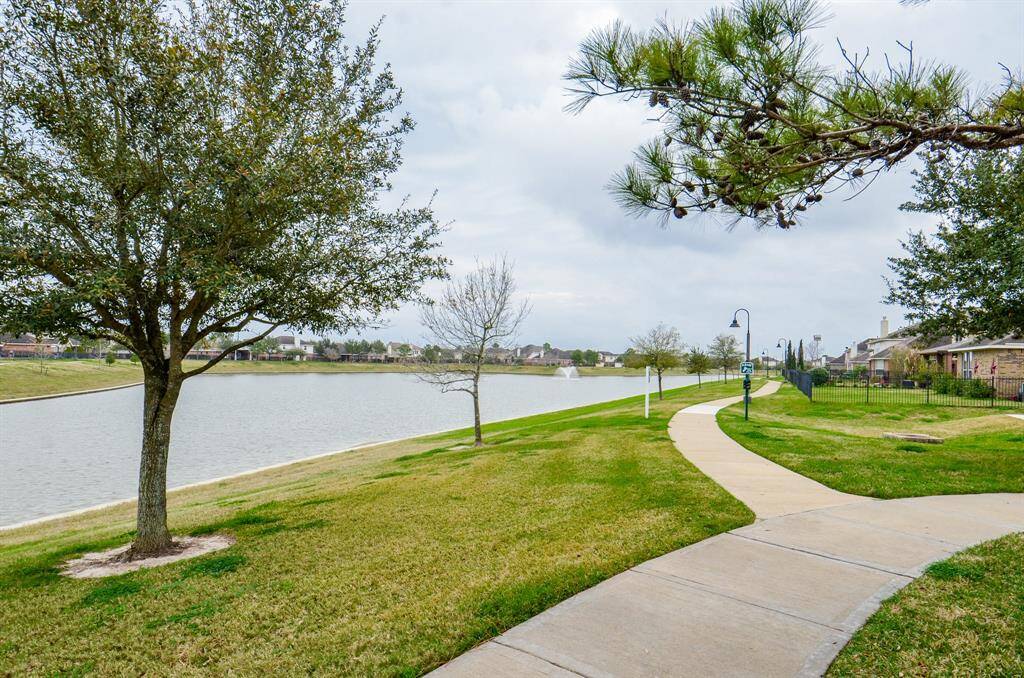 WALKING TRAILS