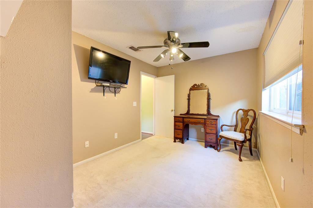 Second guest room
