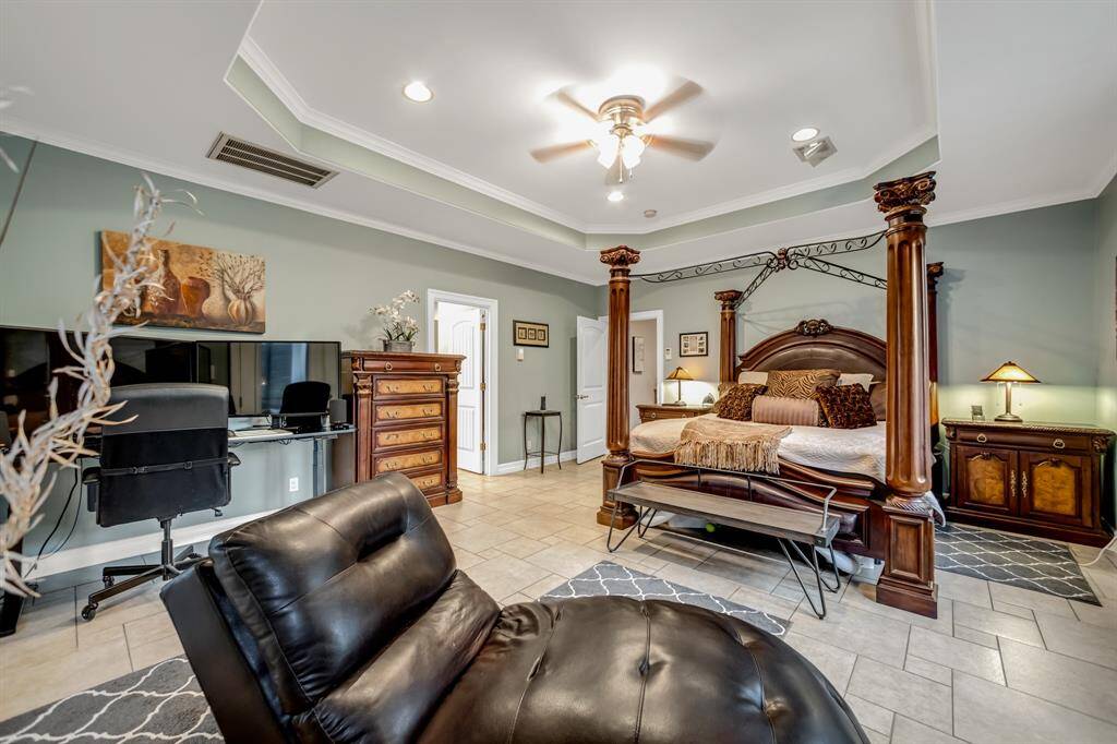 This owners retreat gives you extra room for your personal needs