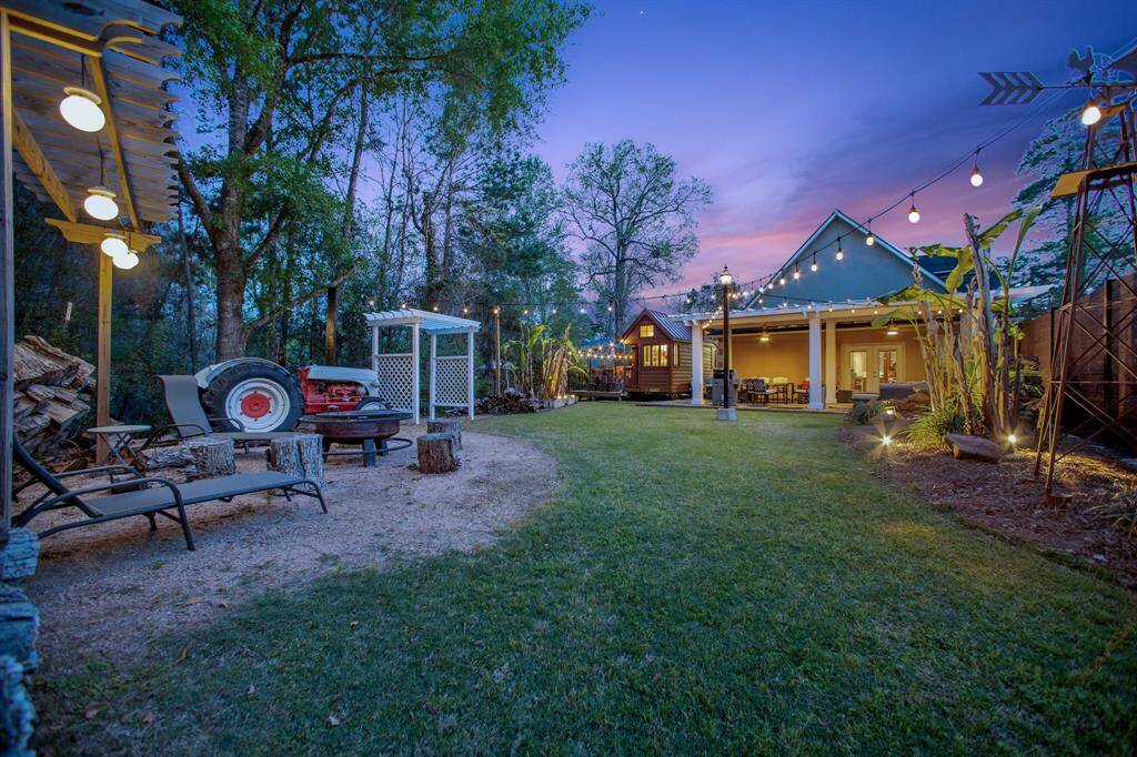 This is the perfect home for those who love to entertain outdoors too! With it's 15X30 covered all weather Pergola patio