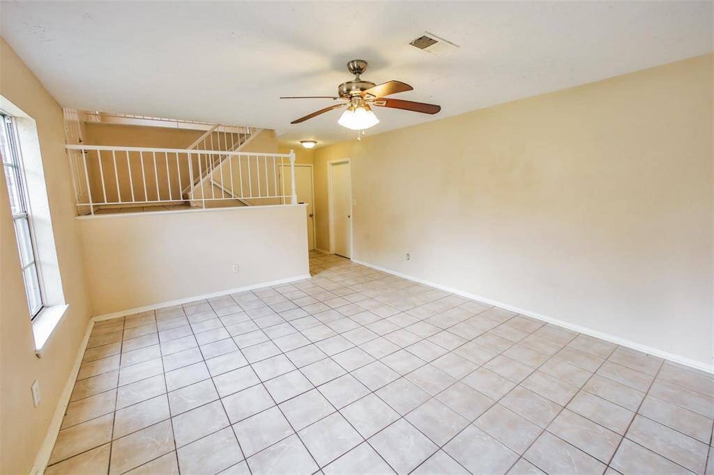 1st Floor Living area