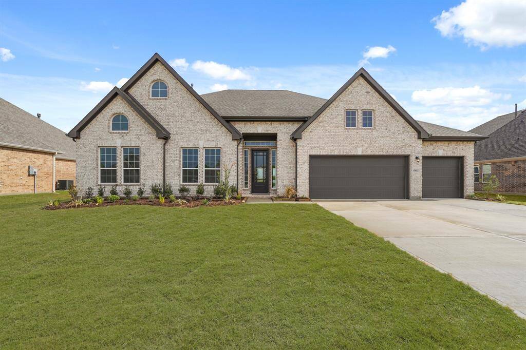 Charming Samuel design by K. Hovnanian Homes in elevation C built in Tejas Landing.