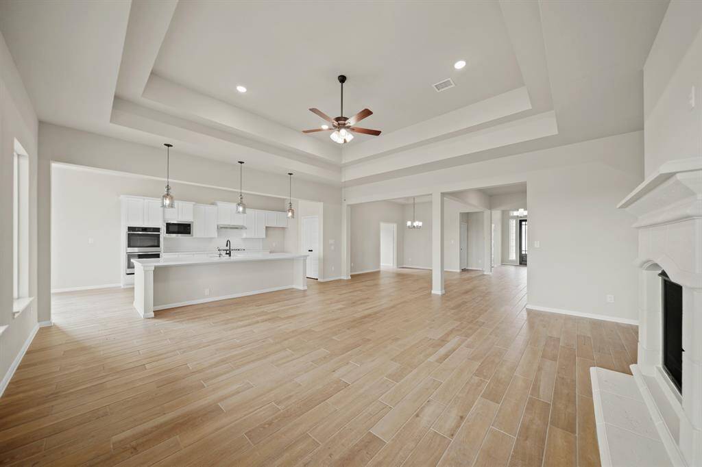 Stunning great room with decorative ceiling treatment