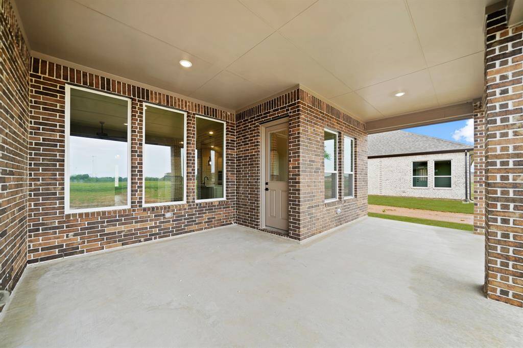 Back patio great for relaxing outdoors