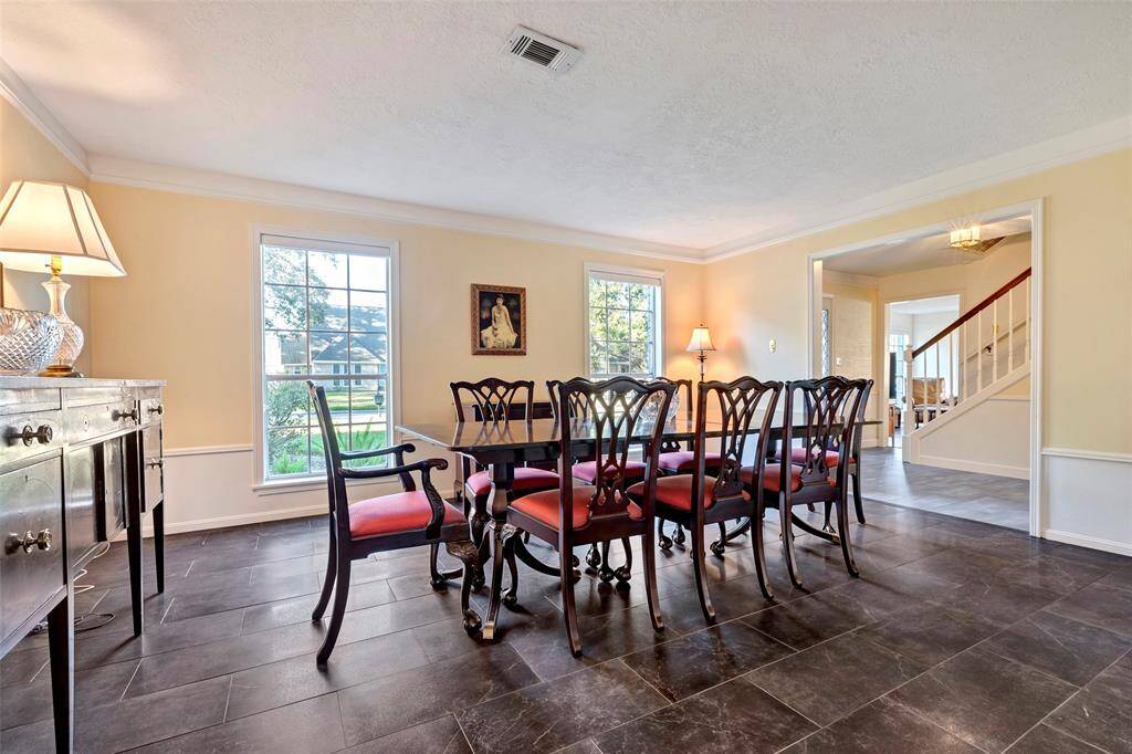 Formal dining