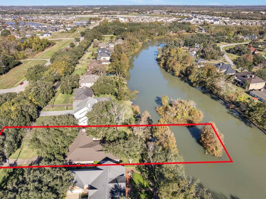 Aerial view of entire property AND Oxbow Lake toward Oyster Creek