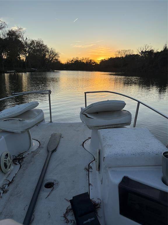 Evening boat ride on Oxbow Lake (taken by owner just before Xmas24)