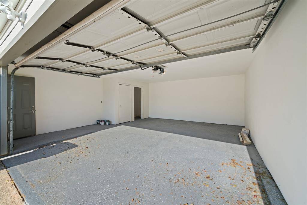 2 Car Detached Garage