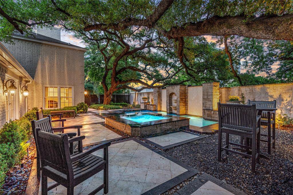 The perfect place to enjoy entertaining friends and family!
