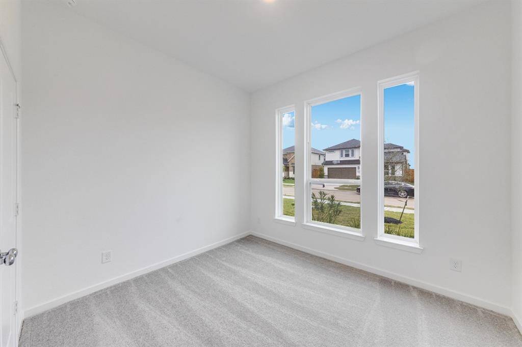 21922 Wycombe Terrace Way ~ Ready Now