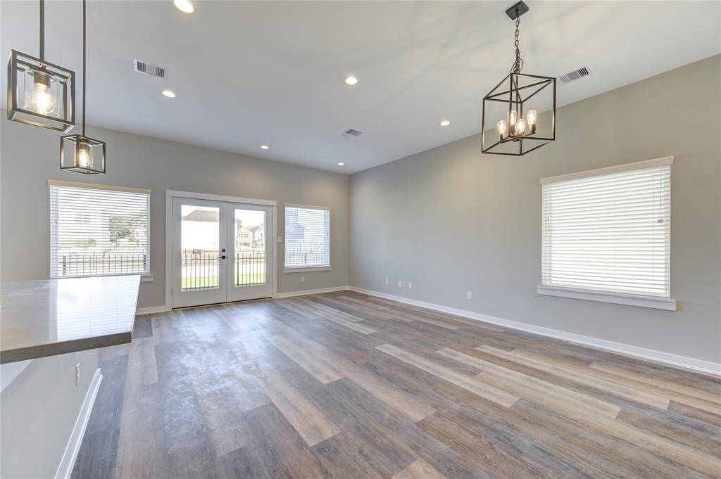 Open Concept Living & Dining