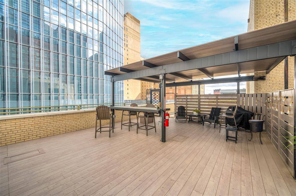 The rooftop deck was recently updated and replaced at St Germain.  It's a great place to meet your neighbors and get a breath of fresh air!