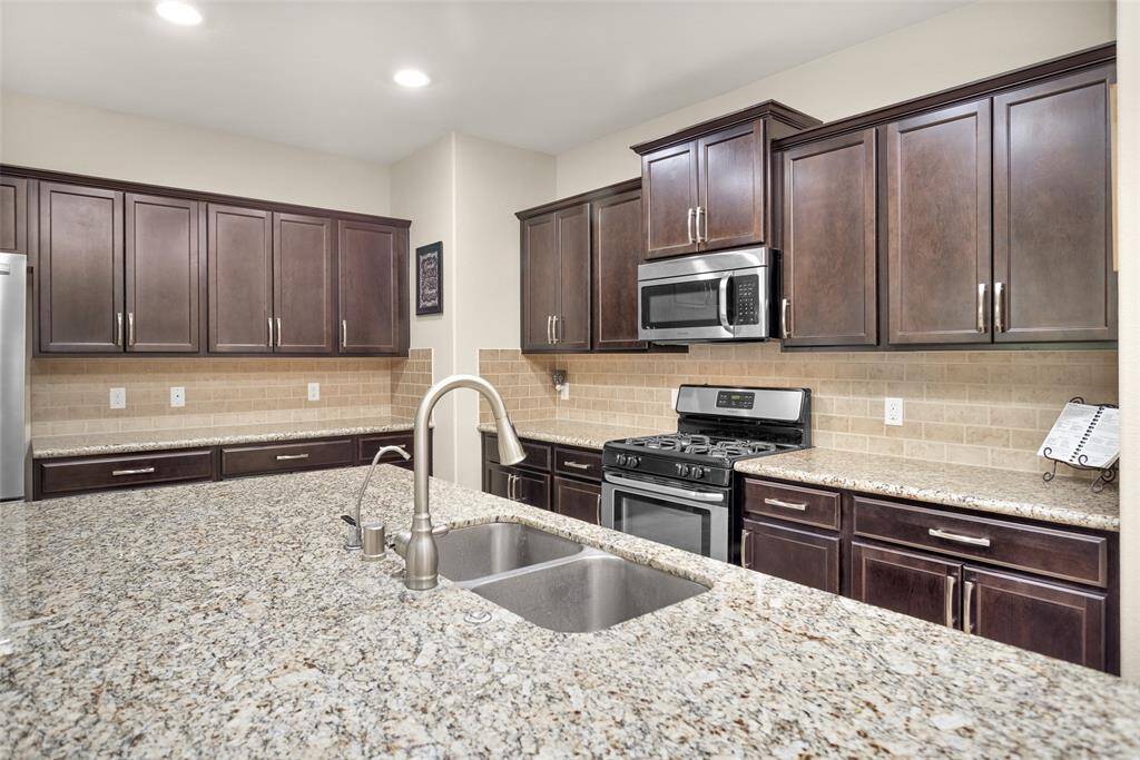 Perfect floor plan for entertaining