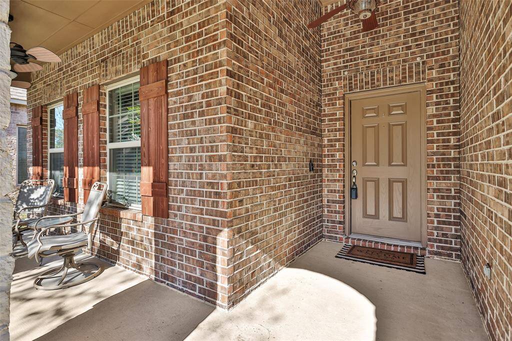 Front covered porch.